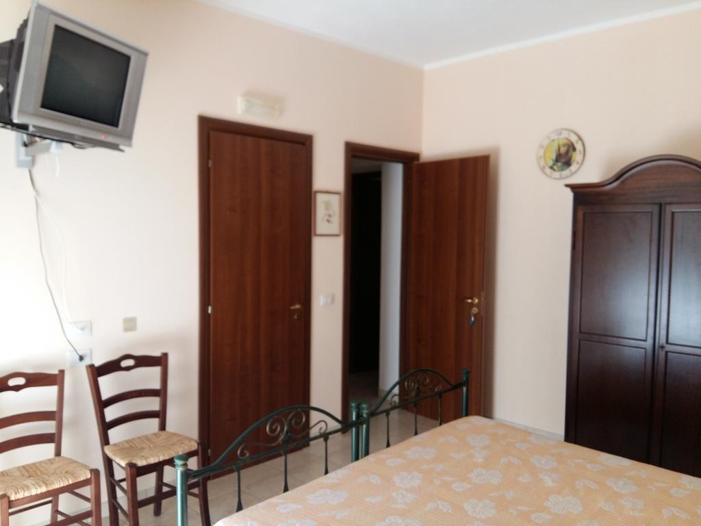 La Mortella Agriturismo Rotondella Oda fotoğraf